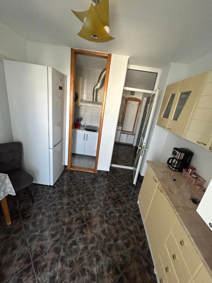 Sj Apartment Tulcea Ngoại thất bức ảnh
