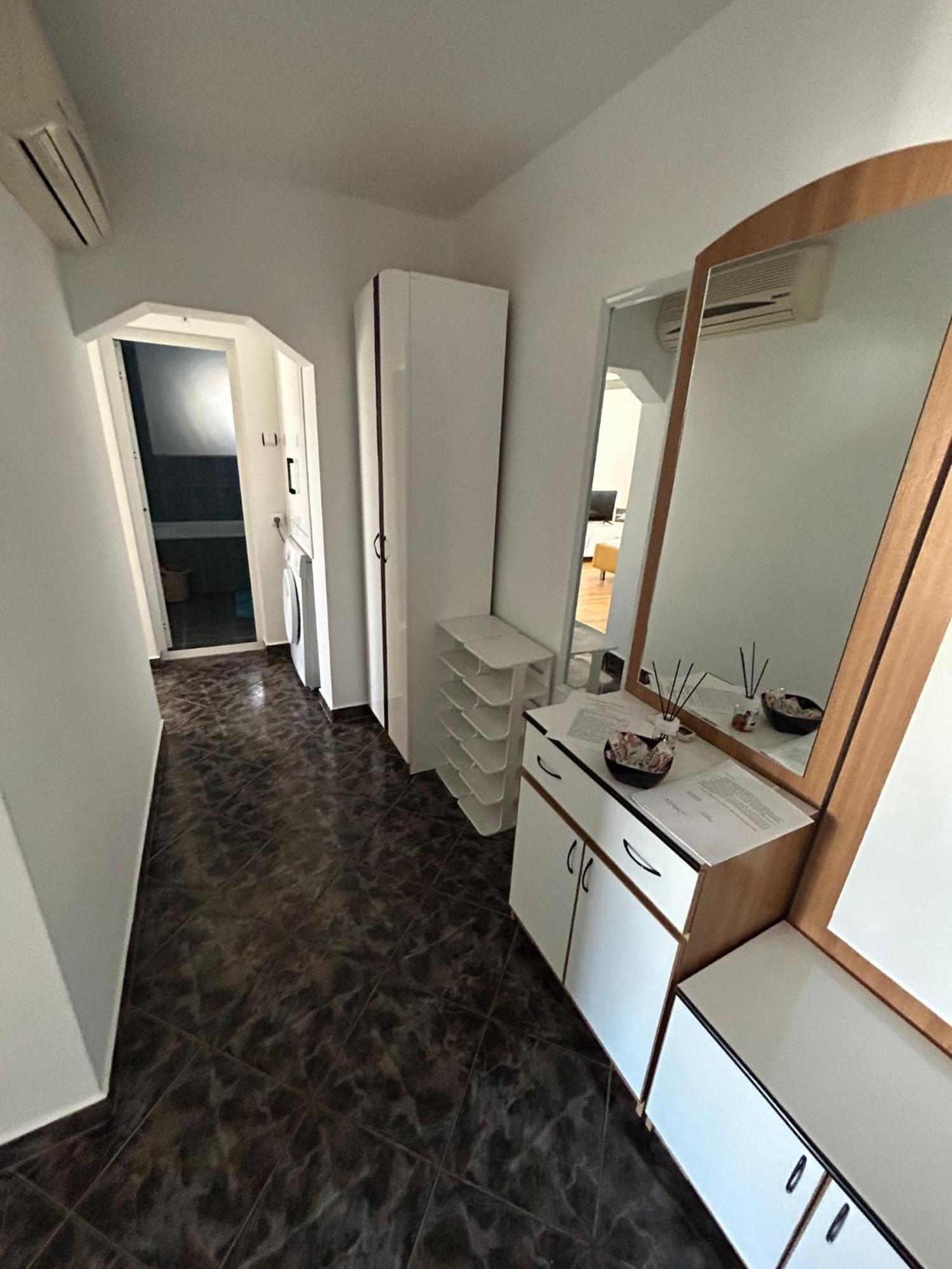 Sj Apartment Tulcea Ngoại thất bức ảnh